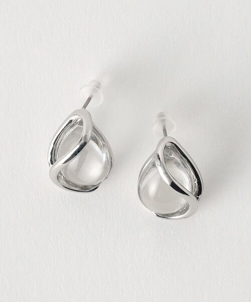 green label relaxing(グリーンレーベルリラクシング)の「クリア シズク メタルフレーム ピアス(ピアス(両耳用)・レディース・シルバー/ゴールド/コバルトブルー・FREE)」の3枚目の写真