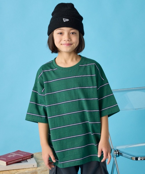 Auntie Rosa Holiday（アンティローザホリデー）の「オーバーサイズボーダーTEE（Tシャツ/カットソー・キッズ・オフホワイト/チャコールグレー/ブルー/ネイビー/グリーン・130/140/150/160）」の4枚目の写真