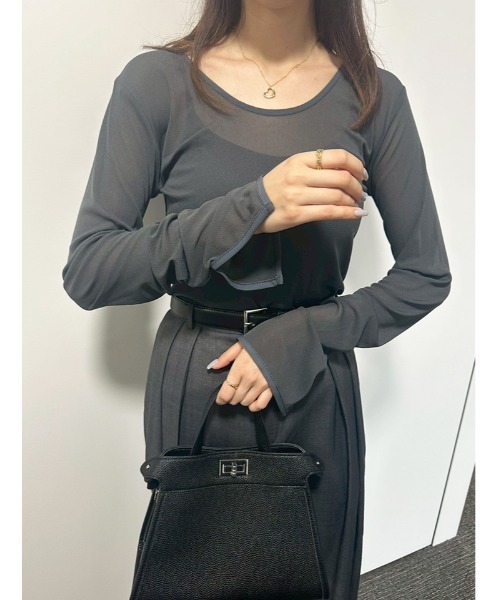 Edit Sheen(エディットシーン)の「パイピング2wayシアープルオーバー(Tシャツ/カットソー・レディース・ベージュ/アイボリー/ブラック/チャコールグレー・M)」の3枚目の写真