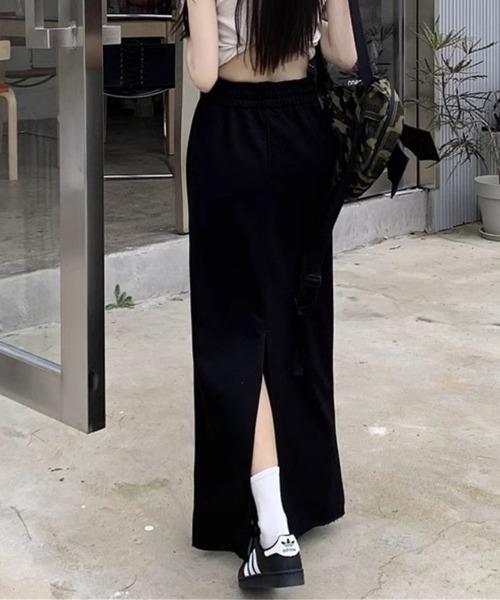 SPIGA（スピーガ）の「ｽｳｪｯﾄﾛﾝｸﾞｽｶｰﾄ（スカート・レディース・ブラック/グレー/ホワイト・X-LARGE/LARGE/MEDIUM）」の15枚目の写真