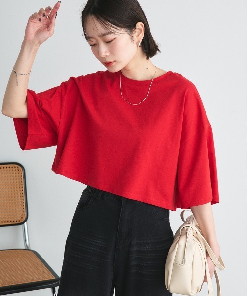 ad thie(アドティエ)の「ベーシック ショート丈 Tシャツ(Tシャツ/カットソー・レディース・ブラック×ホワイト/レッド/ミント/チャコール/オフホワイト/ナチュラル/ブルー/ライトブルー/ブラック/ブラウン・FREE)」の10枚目の写真
