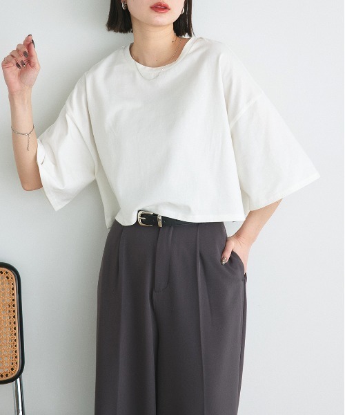 ad thie(アドティエ)の「ベーシック ショート丈 Tシャツ(Tシャツ/カットソー・レディース・ブラック×ホワイト/レッド/ミント/チャコール/オフホワイト/ナチュラル/ブルー/ライトブルー/ブラック/ブラウン・FREE)」の21枚目の写真