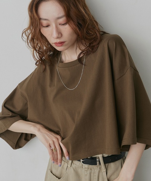 ad thie(アドティエ)の「ベーシック ショート丈 Tシャツ(Tシャツ/カットソー・レディース・ブラック×ホワイト/レッド/ミント/チャコール/オフホワイト/ナチュラル/ブルー/ライトブルー/ブラック/ブラウン・FREE)」の17枚目の写真