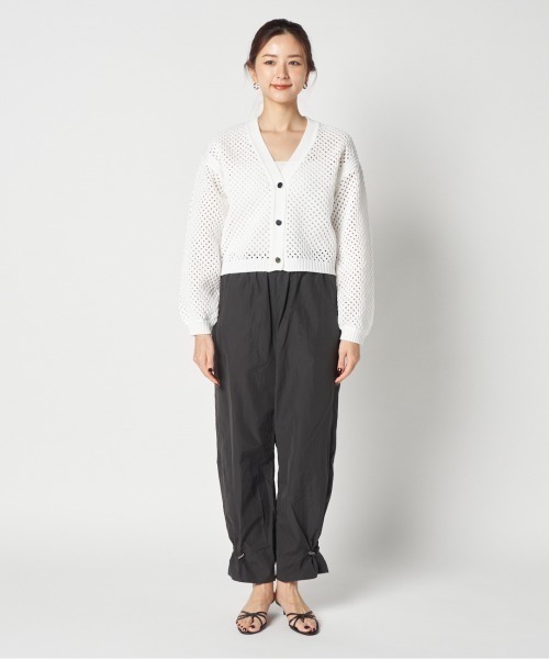 HELIOPOLE（エリオポール）の「EYELET KNIT V NECK CARDIGAN（カーディガン/ボレロ・レディース・グレー/ホワイト/ライトグリーン・38）」の9枚目の写真