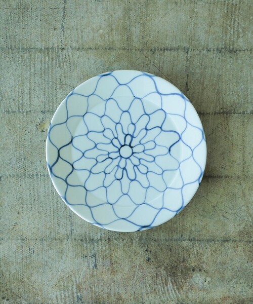 九州のうつわ展】祐工窯 / 阿部眞士 染付網文 6寸皿（食器）｜fennica