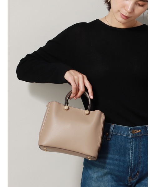 SUIT SQUARE（スーツスクエア）の「ハンドバッグ フェイクレザー（ハンドバッグ・レディース・ベージュ/グリーン/グレイッシュベージュ/ブラック・F）」の3枚目の写真