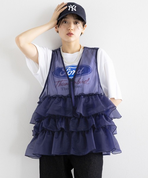 RAGEBLUE（レイジブルー）の「フロントジップ/チュールフリルベスト（ベスト・レディース・グリーン/ホワイト/ブラック/ブルー・FREE）」の4枚目の写真
