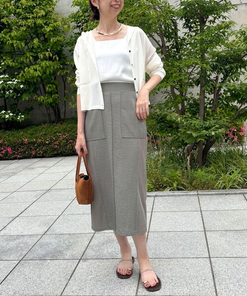 MICO COULIER（ミコクリエ）の「麻調×リブ切替タイトスカート（スカート・レディース・オリーブ/ブラック・36/38）」の10枚目の写真