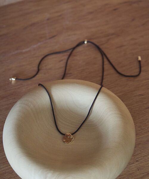 earth music&ecology（アースミュージックアンドエコロジー）の「マルチwayワンポイントコードネックレス（ネックレス・レディース・シルバー/ゴールド・FREE）」の6枚目の写真