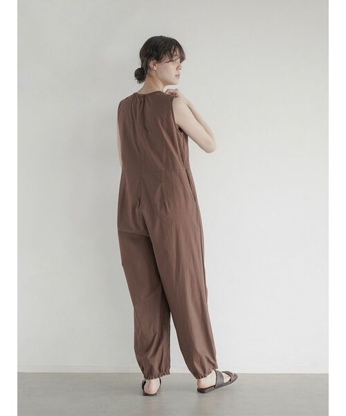 FIKA.（フィーカ）の「Cutwork embroidery overalls（つなぎ/オールインワン・レディース・ブラック/ブラウン・MEDIUM）」の15枚目の写真