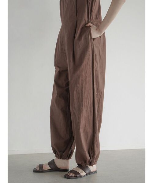 FIKA.（フィーカ）の「Cutwork embroidery overalls（つなぎ/オールインワン・レディース・ブラック/ブラウン・MEDIUM）」の16枚目の写真