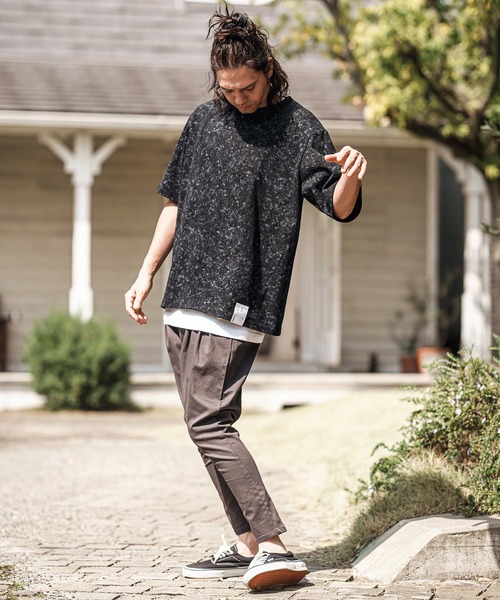 CAMBIO(カンビオ)の「mt9735- Uneven Dyed Print Cut sew プリントカットソー(Tシャツ/カットソー・メンズ・ブラック/レッド/カーキ・M/L)」の8枚目の写真