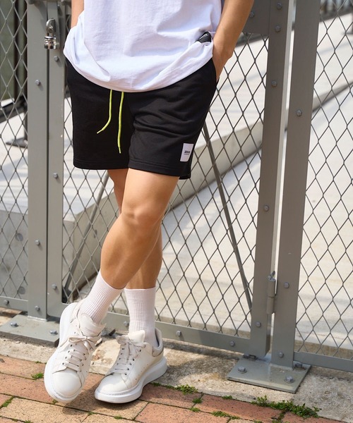 ATHLETA（アスレタ）の「［ athleta ］スウェットショートパンツ（スウェットパンツ・レディース・ブラック/杢グレー・L/M）」の5枚目の写真
