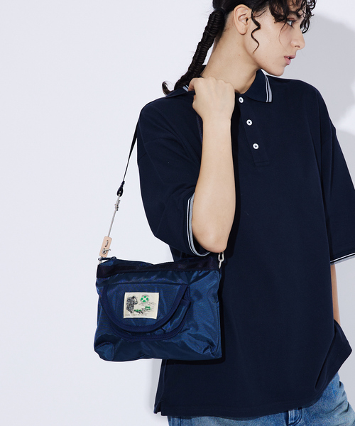 ABAHOUSE(アバハウス)の「【SANPAK/サンパック】WALK ABOUT SANPAK トリッパー/ショルダーバッグ/アウトドア/デイリー【WEB限定】(ショルダーバッグ・メンズ・ブラック/ネイビー/オレンジ/グリーン/ダークベージュ・フリー)」の4枚目の写真