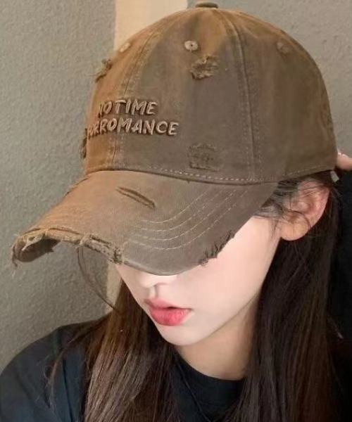 FreeZone（フリーゾーン）の「ダメージ加工キャップ（キャップ・メンズ・ホワイト/ブラック/ネイビー/ブラウン/グレー/レッド・F）」の5枚目の写真