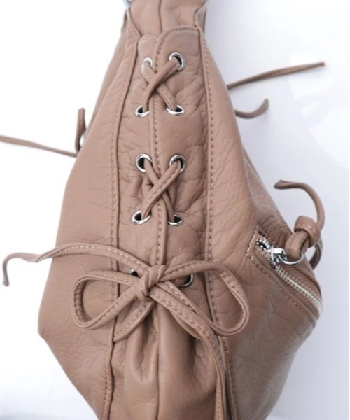 axes femme（アクシーズファム）の「サイドレースアップショルダー（ショルダーバッグ・レディース・ブラック/ブラウン・FREE）」の17枚目の写真