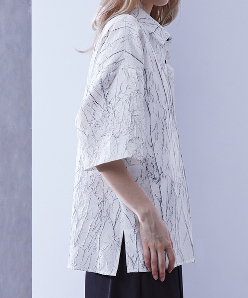 Loose/ルース(ルース)の「ワッシャー加工 デザイン柄シャツ(シャツ/ブラウス・メンズ・ブラック/ホワイト/ネイビー・S/M/L)」の6枚目の写真