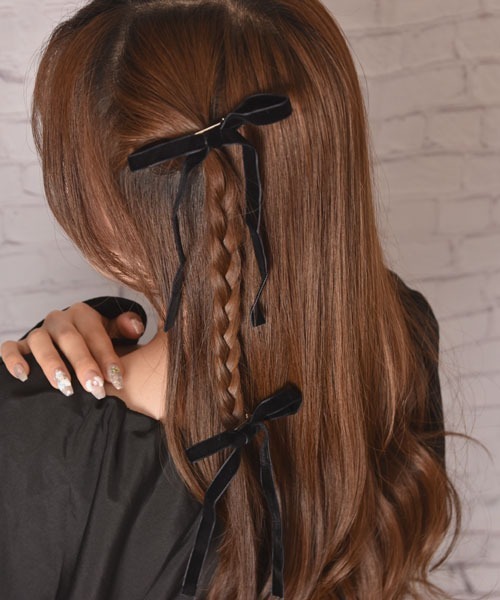 Mayree(メイリー)の「【float】ベロア ロングリボン ヘアクリップ【2個セット】(バレッタ/ヘアクリップ・レディース・ブラック/ワインレッド・FREE)」の13枚目の写真