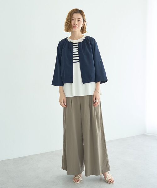 YECCA VECCA（イェッカヴェッカ）の「ノーカラータックブルゾン（ブルゾン・レディース・ネイビー/グレイッシュベージュ・FREE）」の19枚目の写真