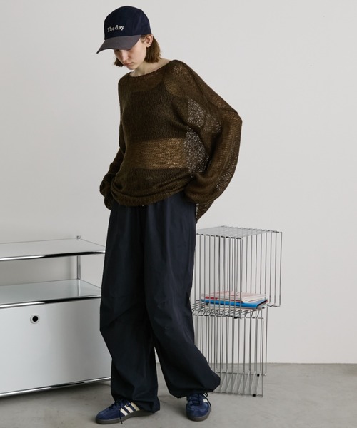 Auntie Rosa Holiday(アンティローザホリデー)の「モヘアタッチルーズメッシュニット(ニット/セーター・レディース・ブラウン/ナチュラル/ブラック/ピンク・FREE)」の8枚目の写真