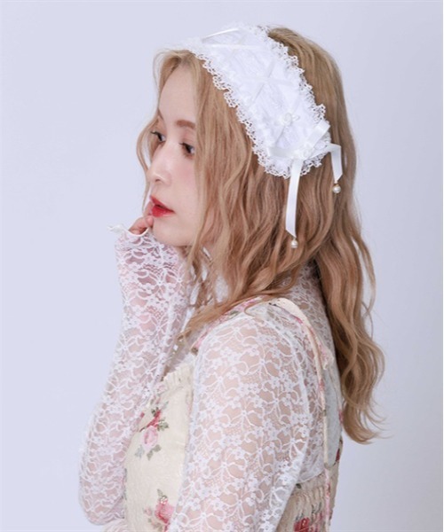 生まれのブランドで axes femme（アクシーズファム）の「レースアップヘッドドレス ヘアアクセサリー