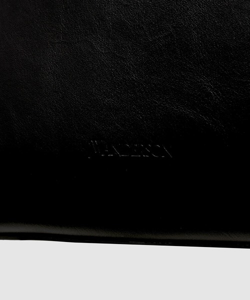 JW Anderson（ジェイダブリューアンダーソン）の「バッグ（ショルダーバッグ・レディース・その他・ONE SIZE）」の4枚目の写真