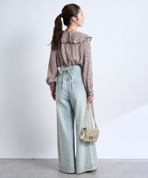 La boutique BonBon(ラブティックボンボン)の「【全骨格美人見え】ドットラッフルブラウス(シャツ/ブラウス・レディース・グレイッシュベージュ/グレー系その他・FREE)」の14枚目の写真