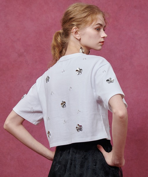 LOULOU WILLOUGHBY(ルルウィルビー)の「【LOULOU WILLOUGHBY】スパンコールTシャツ(Tシャツ/カットソー・レディース・ブラック/オフホワイト・2)」の19枚目の写真