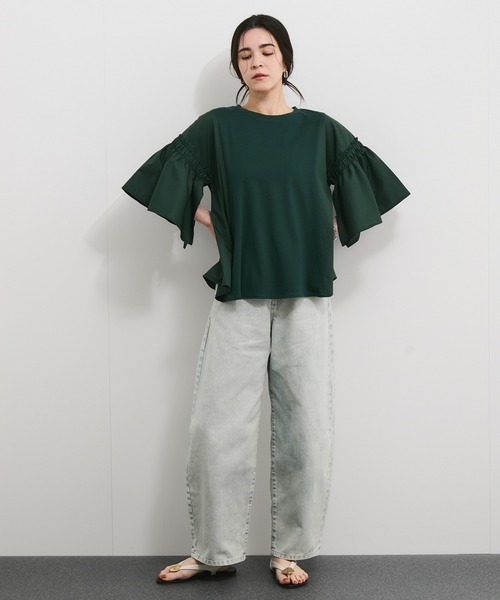 le cercle ADAM ET ROPE'（ルセルクルアダムエロペ）の「ボリュームスリーブドッキングプルオーバー（Tシャツ/カットソー・レディース・ブラック/ホワイト/モスグリーン・FREE）」の8枚目の写真