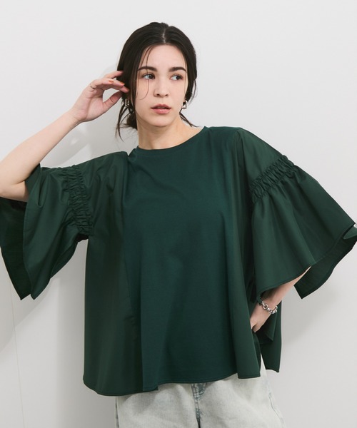 le cercle ADAM ET ROPE'（ルセルクルアダムエロペ）の「ボリュームスリーブドッキングプルオーバー（Tシャツ/カットソー・レディース・ブラック/ホワイト/モスグリーン・FREE）」の12枚目の写真