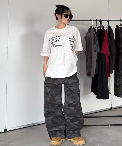 sedacle(セダクル)の「箔スタープリントTEE(Tシャツ/カットソー・レディース・レッド/オフホワイト/ネイビー/カーキ・SMALL/MEDIUM/LARGE)」の5枚目の写真