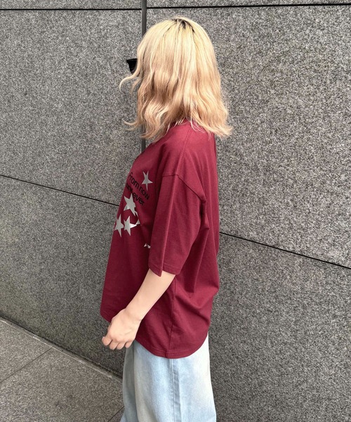 sedacle(セダクル)の「箔スタープリントTEE(Tシャツ/カットソー・レディース・レッド/オフホワイト/ネイビー/カーキ・SMALL/MEDIUM/LARGE)」の7枚目の写真