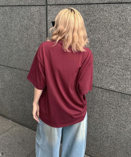 sedacle(セダクル)の「箔スタープリントTEE(Tシャツ/カットソー・レディース・レッド/オフホワイト/ネイビー/カーキ・SMALL/MEDIUM/LARGE)」の8枚目の写真