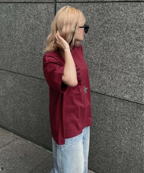 sedacle(セダクル)の「箔スタープリントTEE(Tシャツ/カットソー・レディース・レッド/オフホワイト/ネイビー/カーキ・SMALL/MEDIUM/LARGE)」の9枚目の写真