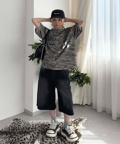 sedacle(セダクル)の「箔スタープリントTEE(Tシャツ/カットソー・レディース・レッド/オフホワイト/ネイビー/カーキ・SMALL/MEDIUM/LARGE)」の15枚目の写真