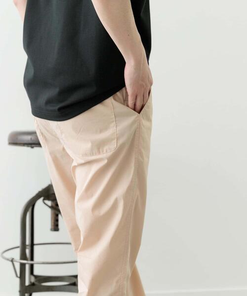ITEMS URBANRESEARCH(アイテムズ アーバンリサーチ)の「接触冷感タイプライターイージーパンツ(その他パンツ・メンズ・ベージュ/グレー/ブラック・LARGE/MEDIUM)」の6枚目の写真