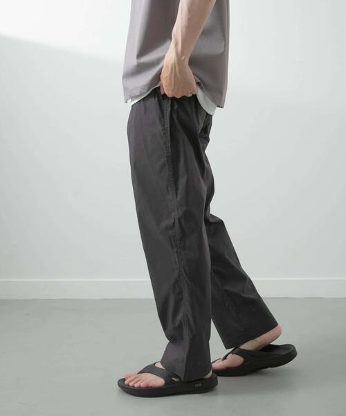 ITEMS URBANRESEARCH(アイテムズ アーバンリサーチ)の「接触冷感タイプライターイージーパンツ(その他パンツ・メンズ・ベージュ/グレー/ブラック・LARGE/MEDIUM)」の15枚目の写真