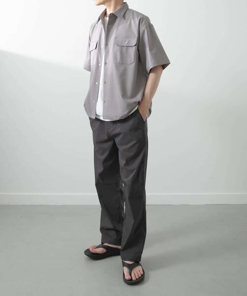 ITEMS URBANRESEARCH(アイテムズ アーバンリサーチ)の「接触冷感タイプライターイージーパンツ(その他パンツ・メンズ・ベージュ/グレー/ブラック・LARGE/MEDIUM)」の16枚目の写真
