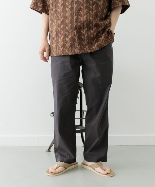 ITEMS URBANRESEARCH(アイテムズ アーバンリサーチ)の「接触冷感タイプライターイージーパンツ(その他パンツ・メンズ・ベージュ/グレー/ブラック・LARGE/MEDIUM)」の10枚目の写真