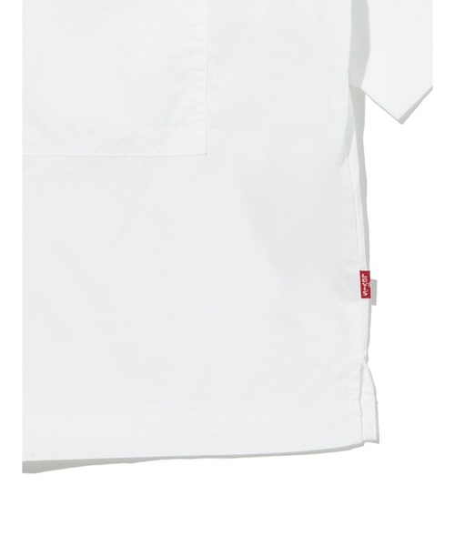 Levi's(リーバイス)の「Levi's/リーバイス HARLIE SS クロップドシャツ(シャツ/ブラウス・レディース・ホワイト・XS/S/M)」の6枚目の写真