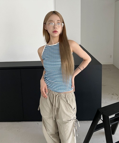 4INT.(フォイント)の「ボーダー パンチング クロップド キャミソール(Tシャツ/カットソー・レディース・ブラック/グレー/ブルー・FREE)」の9枚目の写真