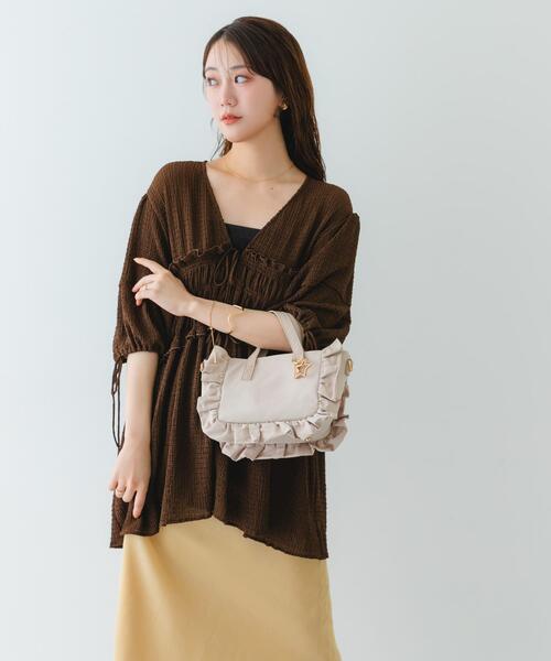 RODE SKO(ロデスコ)の「スターチャームフリルミニトートバッグ(ハンドバッグ・レディース・アイボリー/モカ/ブラック・ONE)」の12枚目の写真