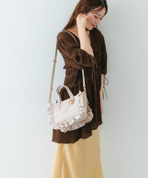 RODE SKO(ロデスコ)の「スターチャームフリルミニトートバッグ(ハンドバッグ・レディース・アイボリー/モカ/ブラック・ONE)」の8枚目の写真