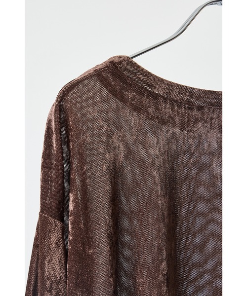 CHIGNON（シニヨン）の「【 CHIGNON / シニヨン 】ベロアメッシュプルオーバー（Tシャツ/カットソー・レディース・ブラウン/ベージュ/オフホワイト・FREE）」の7枚目の写真