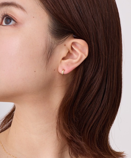 CALIN STANDARD(カリンスタンダード)の「◆金属アレルギー対応◆◆made in japan◆【純金厚メッキ】 ダブルライン 極小ミニマル ループフィットイヤリング(イヤリング・レディース・シルバー/ゴールド/ピンクゴールド・FREE)」の7枚目の写真