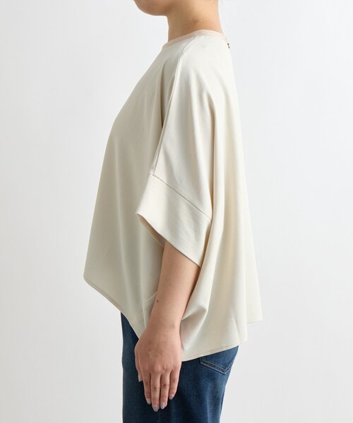 un dix cors（アンディコール）の「《接触冷感・速乾・セットアップ可》ハイストレッチカルゼワッシャーコクーンブラウス（シャツ/ブラウス・レディース・ホワイト/モカ/ネイビー・FREE）」の5枚目の写真