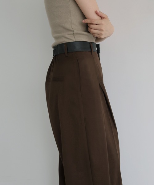 hellam(へラム)の「ウエストレザータックパンツ(スラックス・レディース・ブラック/ベージュ/ブラウン/カーキ/チャコール・FREE)」の21枚目の写真