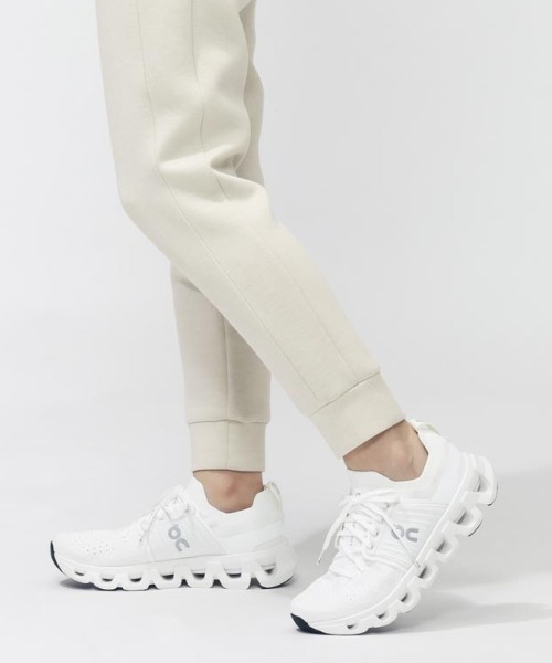 On（オン）の「オン ON Cloudswift 4（スニーカー）」 - WEAR