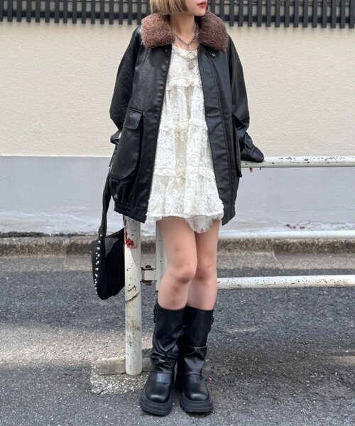 w closet（ダブルクローゼット）の「ボア付きフェイクレザージャケット（ブルゾン・レディース・ブラウン/ブラック/アイボリー・MEDIUM/LARGE）」の21枚目の写真