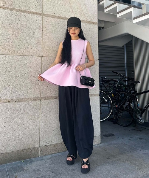 Narcissus（ナルシス）の「【PICCIN】ノースリペプラムニット《動画あり》（タンクトップ・レディース・ピンク・FREE）」の10枚目の写真